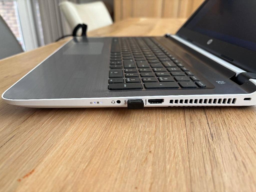 HP Pavilion laptop 15 inch, Gebruikt, 2 tot 3 Ghz, Intel core i5 6200u, 8 GB