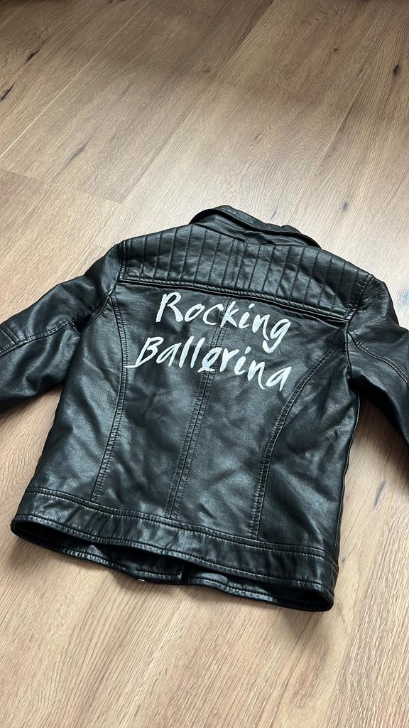 Fantastische biker van rocking ballerina raine maat 140, Kinderen en Baby's, Kinderkleding | Maat 140, Verzenden, Zo goed als nieuw