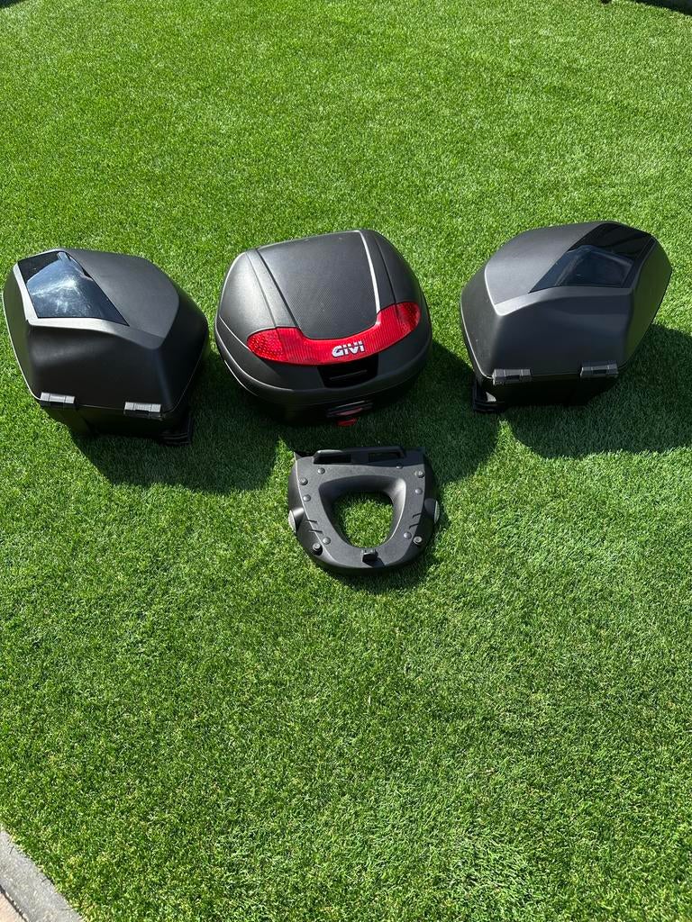 GIVI Topkoffer & Yamaha Zijkoffers voor Tracer 900 GT (2021-, Ophalen of Verzenden, Gebruikt
