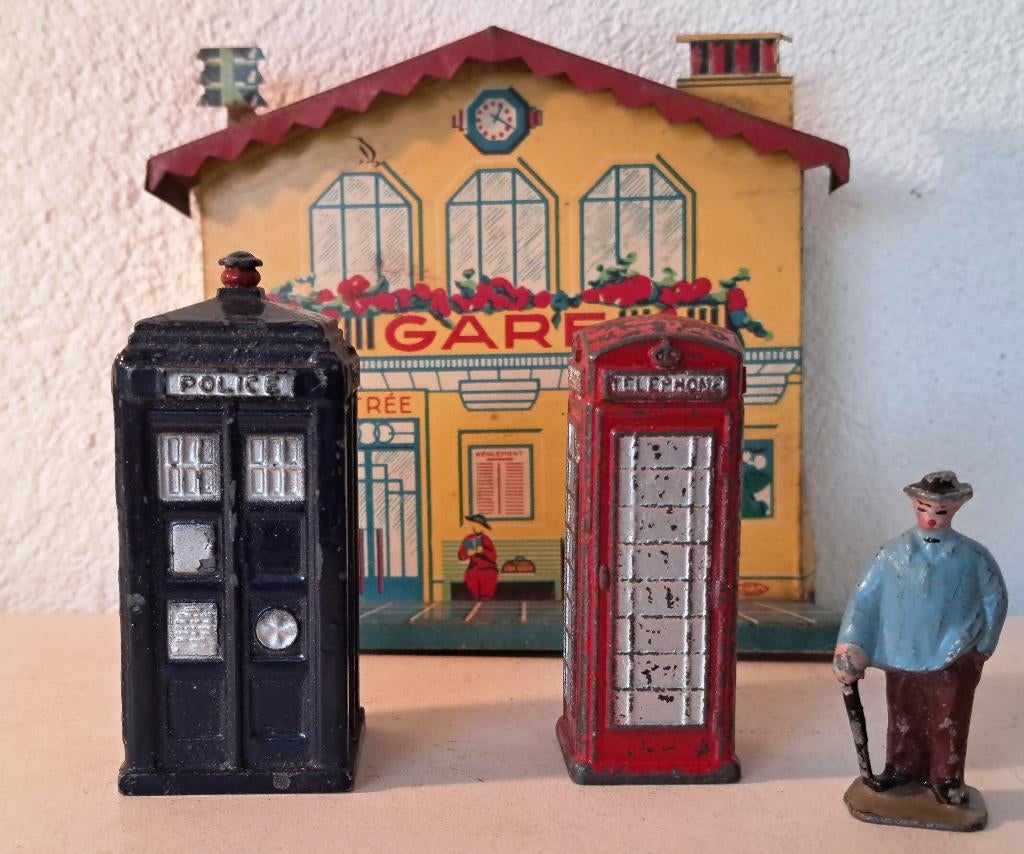 spoor 0 hornby Dinky Toys telefooncel en politietelefooncel, Ophalen of Verzenden