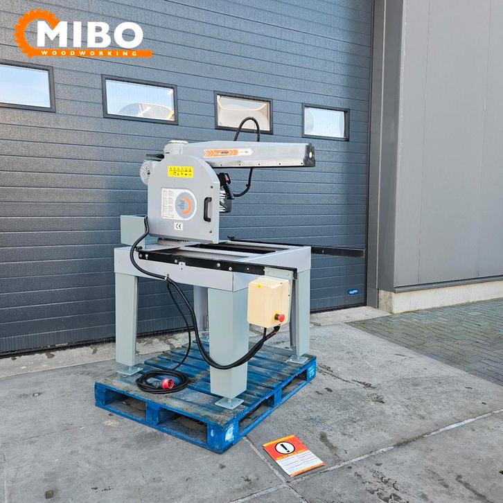 Maggi Radiaalzaag afkortzaag 200mm ** 7.5 pk radiaalarm zaag, Doe-het-zelf en Verbouw, Gereedschap | Zaagmachines, Zo goed als nieuw