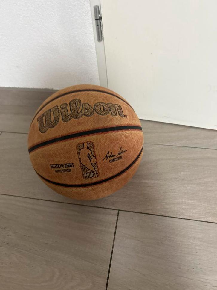 Wilson NBA Authentic Series Basketbal - Indoor/Outdoor, Sport en Fitness, Basketbal, Zo goed als nieuw, Bal, Ophalen of Verzenden