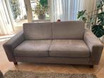 Taupe Nubuck Leren Bank - Goede Staat, Huis en Inrichting, Banken | Bankstellen, Ophalen, Gebruikt, Tweepersoons, Rechte bank
