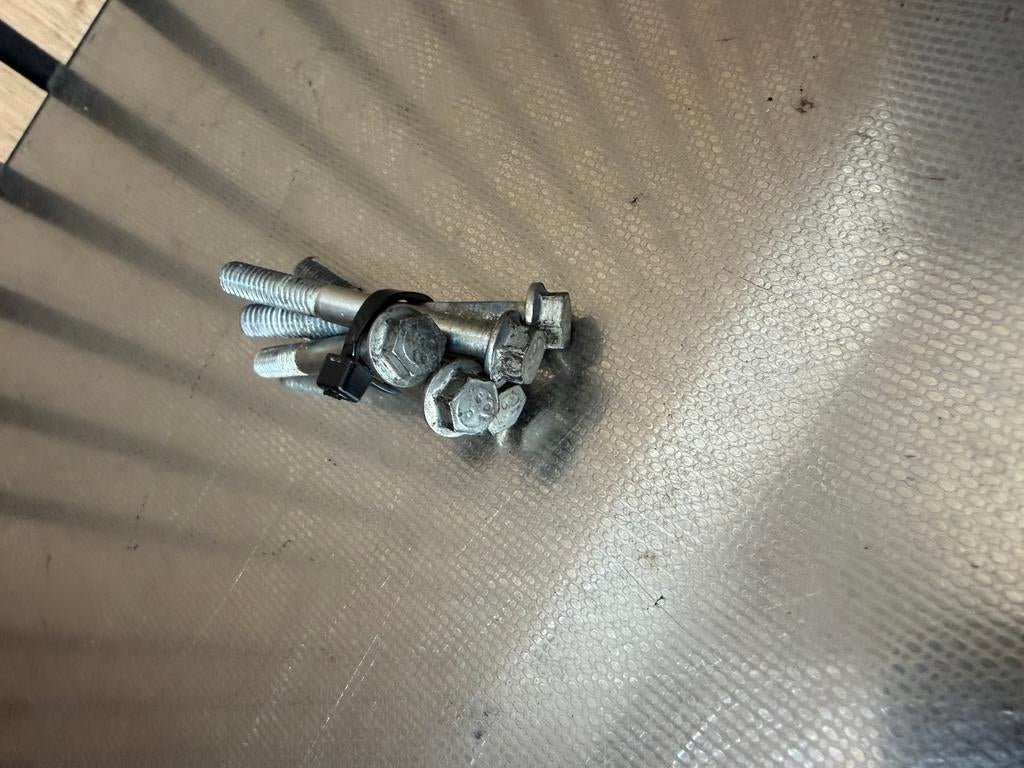 Gilera runner / skipper 125cc - 180cc vertanding bouten, Ophalen