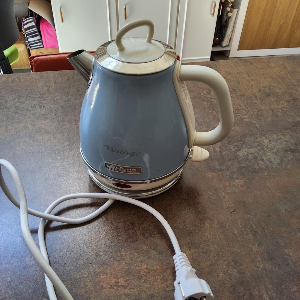 Ariete Vintage Waterkoker - Blauw, 1 tot 2 liter, Ophalen of Verzenden, Gebruikt, Draadloos
