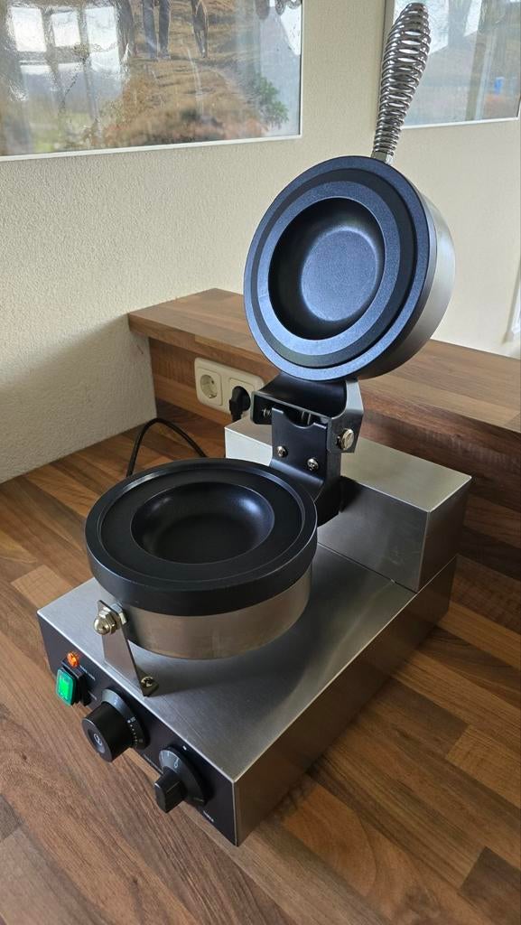 ZGAN - Professionele UFO burger machine / waffle maker, Ophalen of Verzenden, Zo goed als nieuw