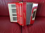 Rode Soberano Accordeon, klein model in goede staat, Muziek en Instrumenten, Accordeons, Overige merken, Gebruikt, Met riemen