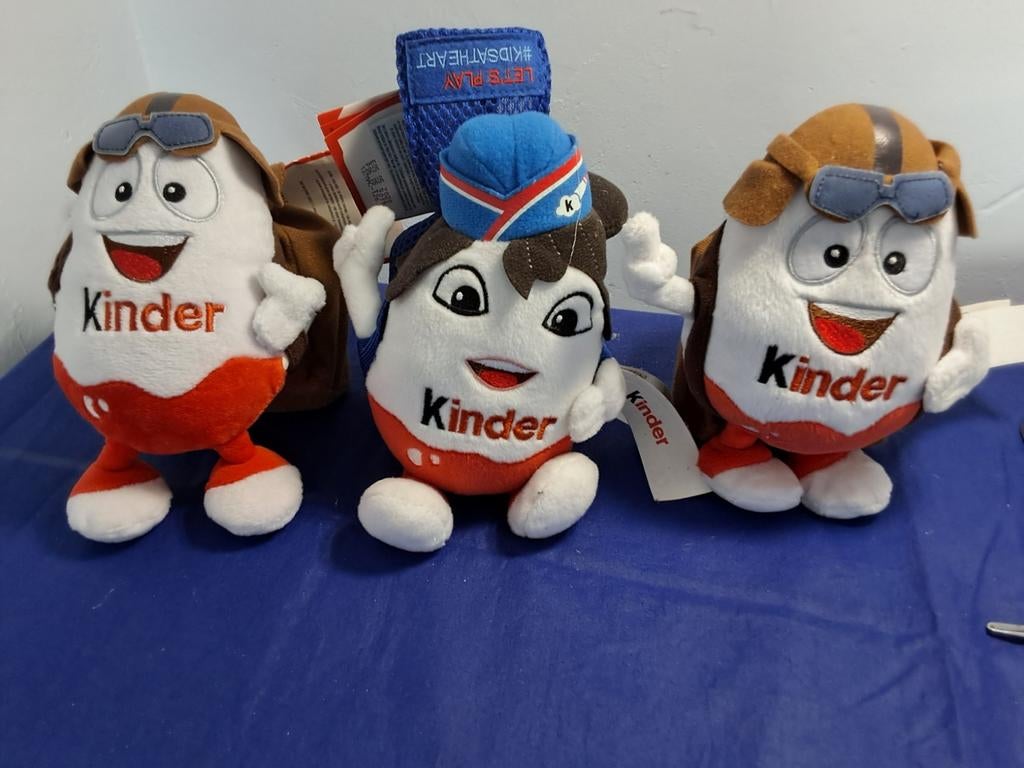 3 pluche figuren Ferrero.met rugzaken met inhoud in rugzak ., Ophalen of Verzenden, Nieuw, Overige typen