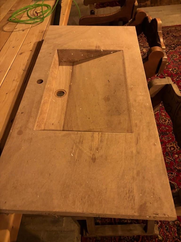 Houten wastafel (Multiplex-watervast) geschickt v. Betonlook, Ophalen, Nieuw, Wastafel