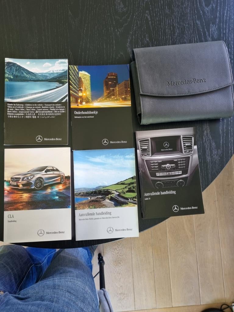 Mercedes-Benz Handleidingen & Onderhoudsboekje, Auto diversen, Handleidingen en Instructieboekjes, Ophalen of Verzenden