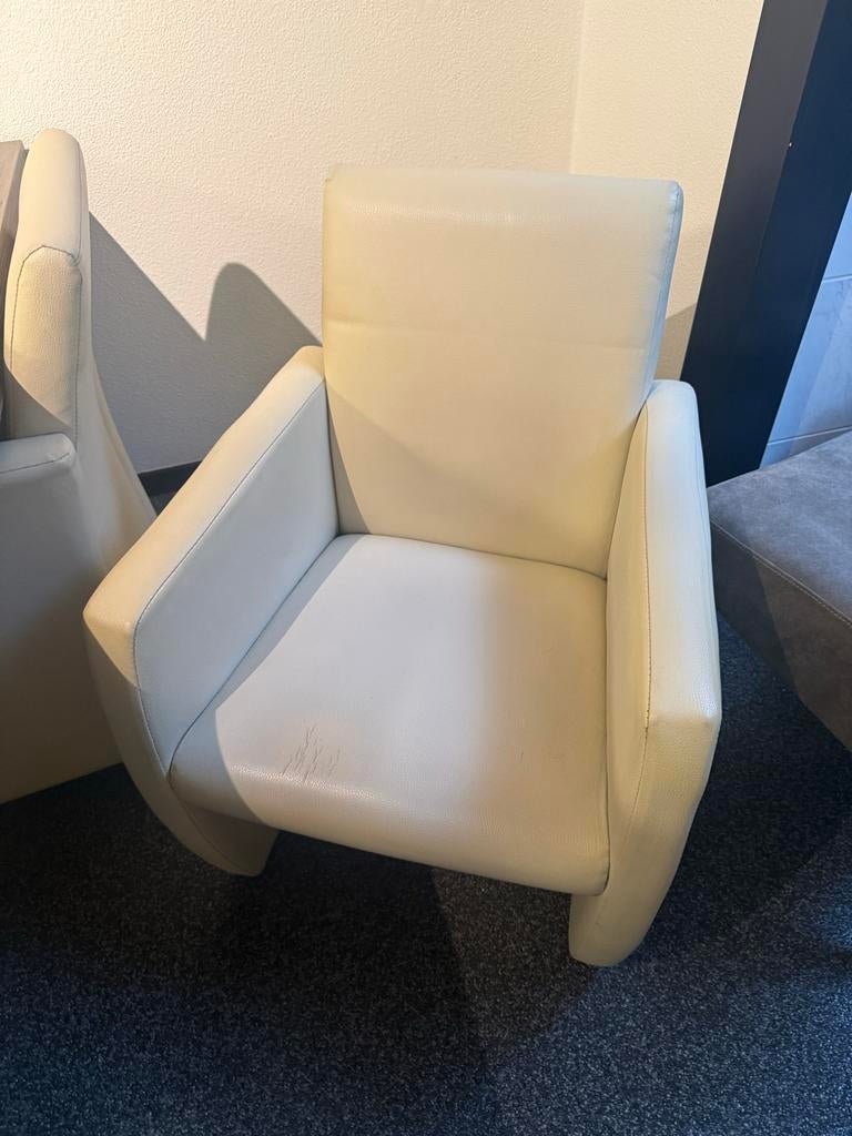 Gratis stoelen, Ophalen, Gebruikt, Overige kleuren, Vier