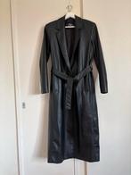 Zwarte lange jas van Zara, Kleding | Dames, Jassen | Winter, Ophalen of Verzenden, Gedragen, Maat 36 (S), Zwart