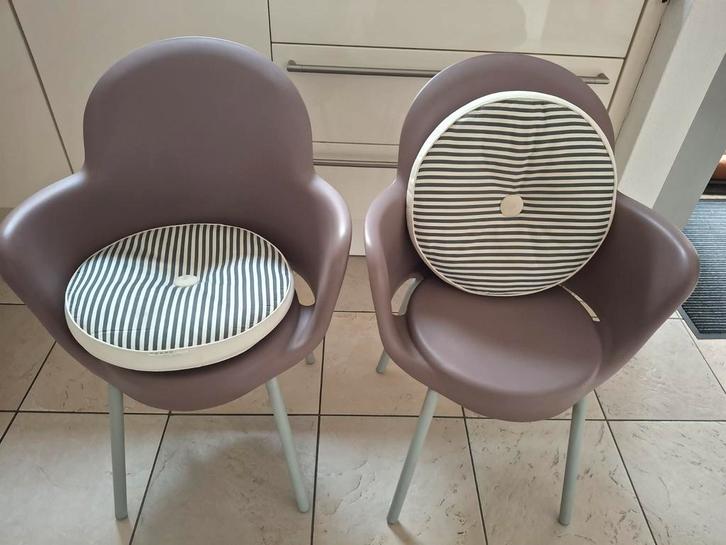 4 stoelen Gogo Sintesi aubergine kleur, Huis en Inrichting, Stoelen, Zo goed als nieuw, Vier, Kunststof, Metaal, Stof, Grijs, Ophalen of Verzenden