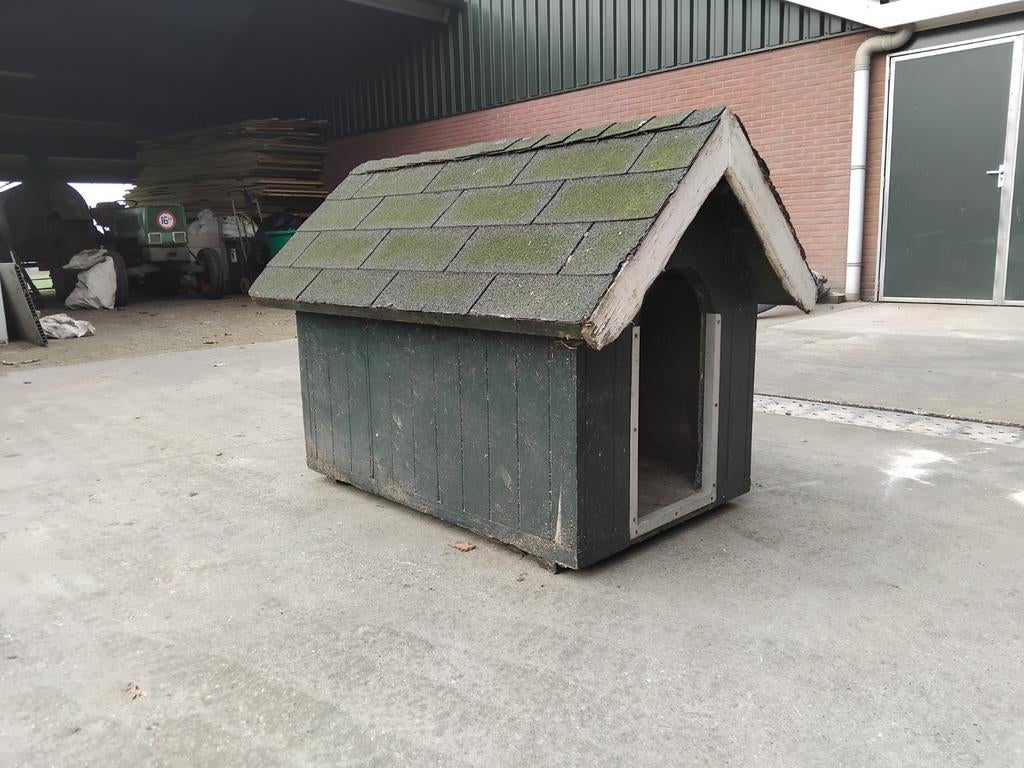 Degelijk hondenhok. Nachthok. T.E.A.B., Dieren en Toebehoren, Hondenhokken, Ophalen of Verzenden, 110 cm of meer, Hondenhok, 65 tot 100 cm