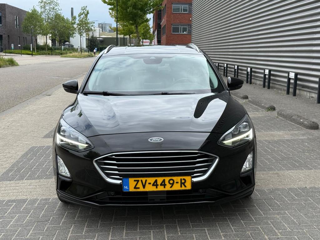 Ford Focus Wagon 1.5 EcoBlue Titanium (bj 2019) CAMERA|CLIMA, Auto's, Stof, Gebruikt, 4 cilinders, Zwart