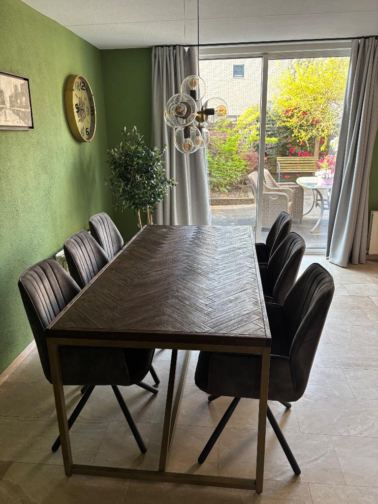 Visgraat tafel en 6 eetkamer stoelen, Ophalen, 50 tot 100 cm, Zo goed als nieuw, Vijf personen of meer