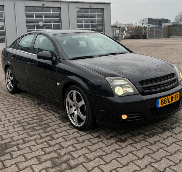 Opel Vectra 1.8 2003 black, Auto's, Opel, Vectra, Benzine, B, Hatchback, Handgeschakeld, Origineel Nederlands, Zwart, Voorwielaandrijving