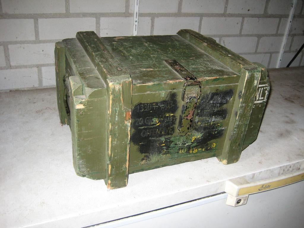 munitie kist, Ophalen, Landmacht, Nederland, Kist of Geocache