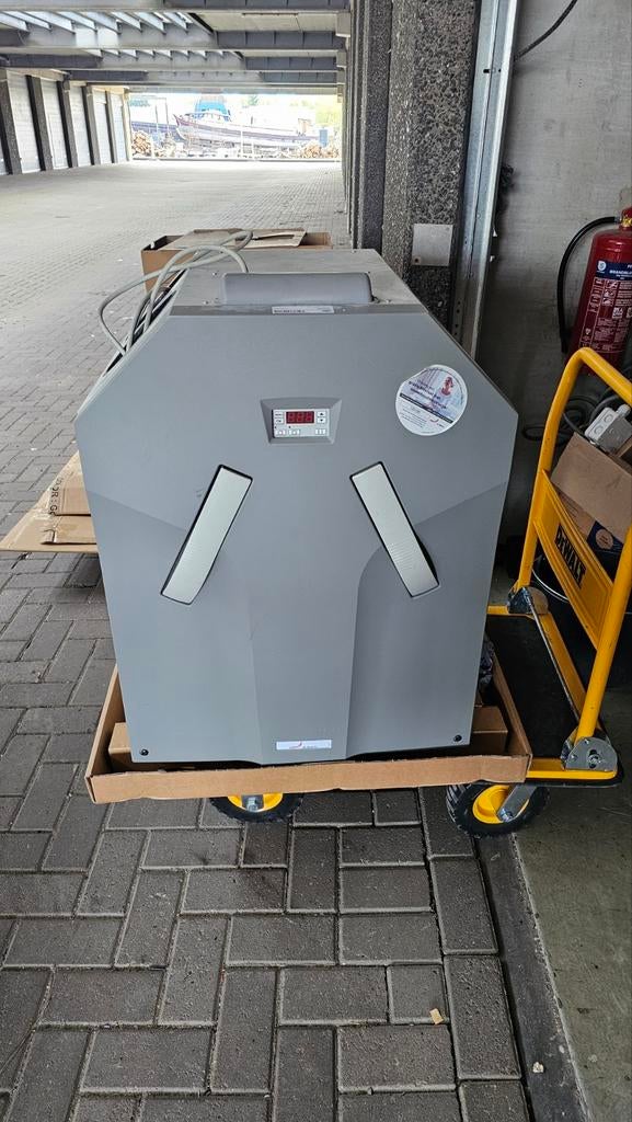 Te koop zehnder WHR930 wtw ventilatiesysteem links, Ophalen of Verzenden, Ventilator en Afzuiger