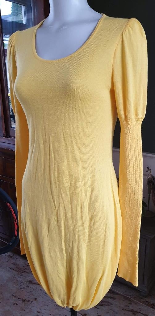 Sibin Linnebjerg mooie gele trui jurk XS 34, Kleding | Dames, Jurken, Verzenden, Geel, Zo goed als nieuw, Knielengte