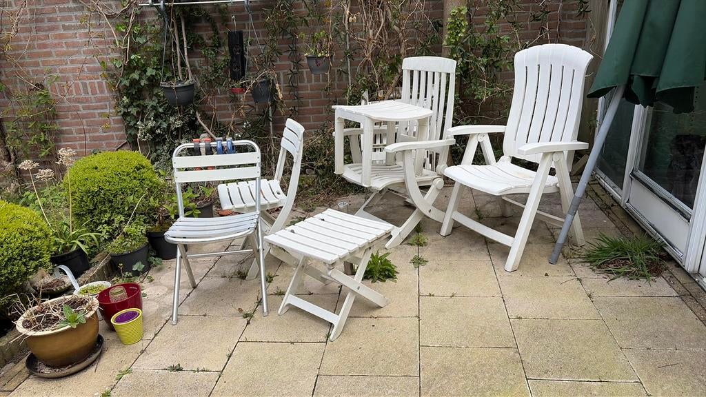 Tuinmeubeltjes, Ophalen, Zo goed als nieuw