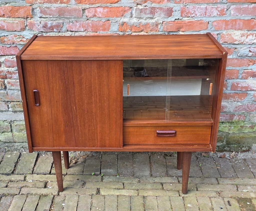Vintage, design kastje. Dressoir.  Jaren 60, Ophalen