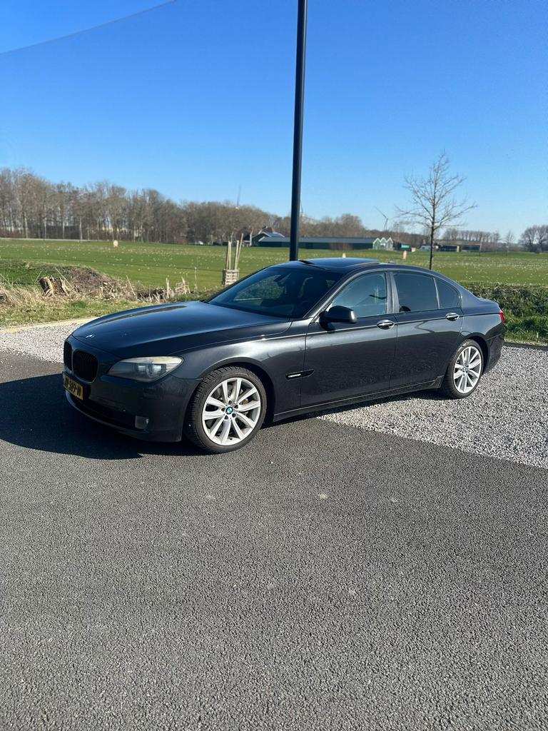 BMW 7-Serie 3.0 I 740 AUT 2008 Grijs, Auto's, Automaat, Euro 5, Achterwielaandrijving, Zwart