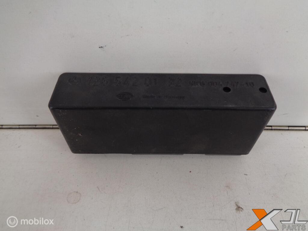 W124 W126 RELAIS MODULE LAMPCONTROLE A1265420132, Gebruikt, Mercedes-Benz, Ophalen of Verzenden, Mercedes Benz