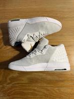 Air Jordan Academy maat 45, Wit, Ophalen of Verzenden, Sneakers of Gympen, Gedragen