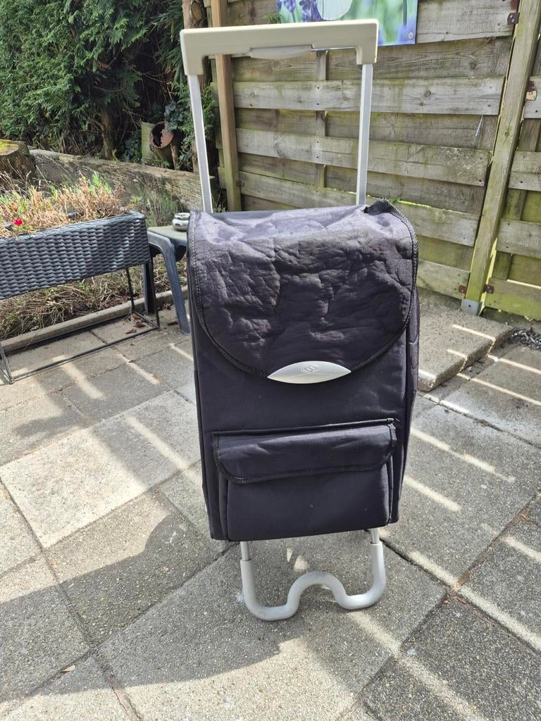 Boodschappen trolley, Ophalen, Gebruikt, 30 cm of meer, 75 cm of meer