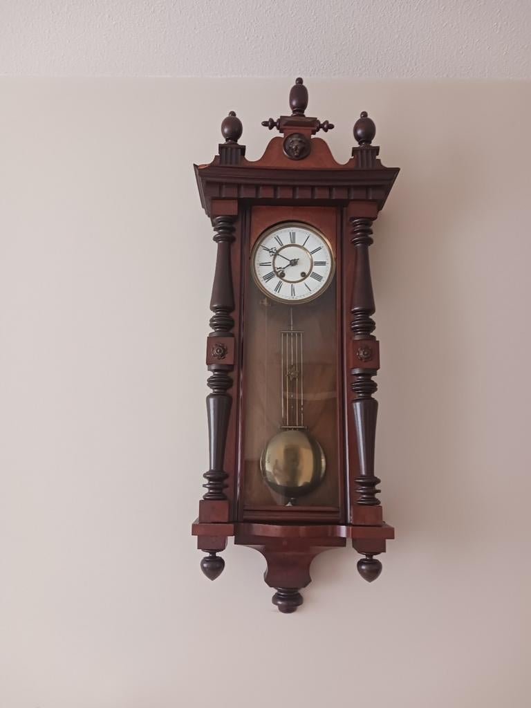 Antieke Wandklok - Prachtig Houten Design, Ophalen