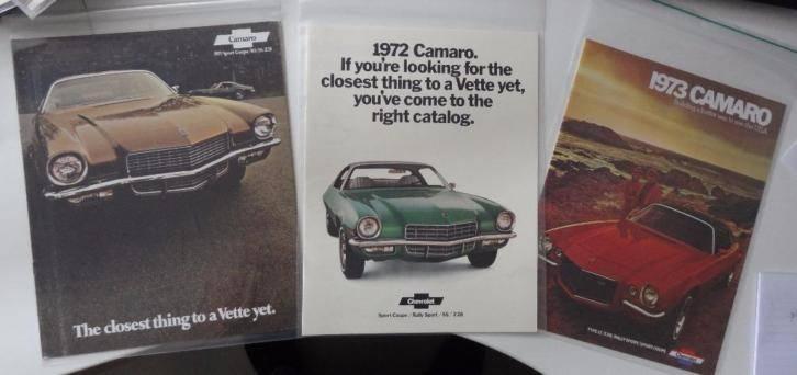 Folders Camaro 1967-2001 + gratis Camaro reclamebord, Ophalen, Chevrolet, Chevrolet, Zo goed als nieuw