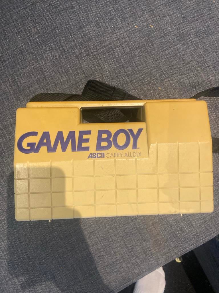 Game Boy met 18 games en accessoires in koffer, Avontuur en Actie, Gebruikt, 1 speler, Ophalen of Verzenden
