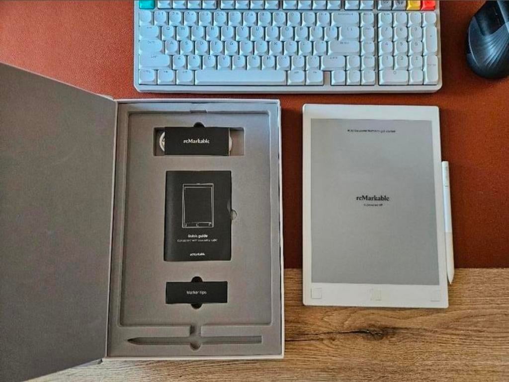 ReMarkable e-ink tablet met pen, extra punten - Vaste Prijs, Computers en Software, Tekentablets, Ophalen of Verzenden, Zo goed als nieuw