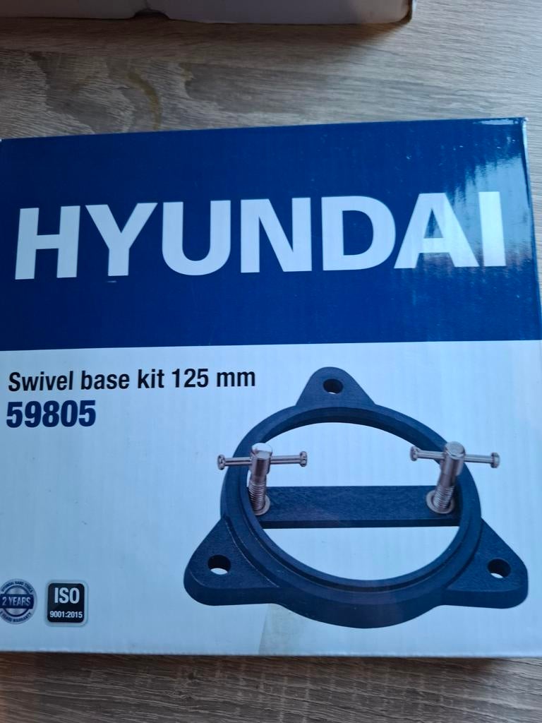 Hyundai Draaibare Bankschroefbasis 125mm - Nieuw (59805), Doe-het-zelf en Verbouw, Gereedschap | Handgereedschap, Ophalen of Verzenden