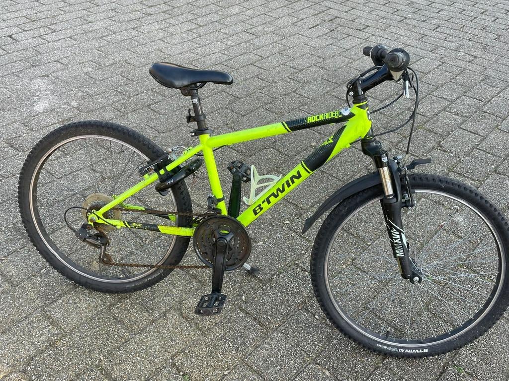 Btwin 24 inch jongensfiets te koop, Ophalen, Versnellingen, Btwin, Gebruikt