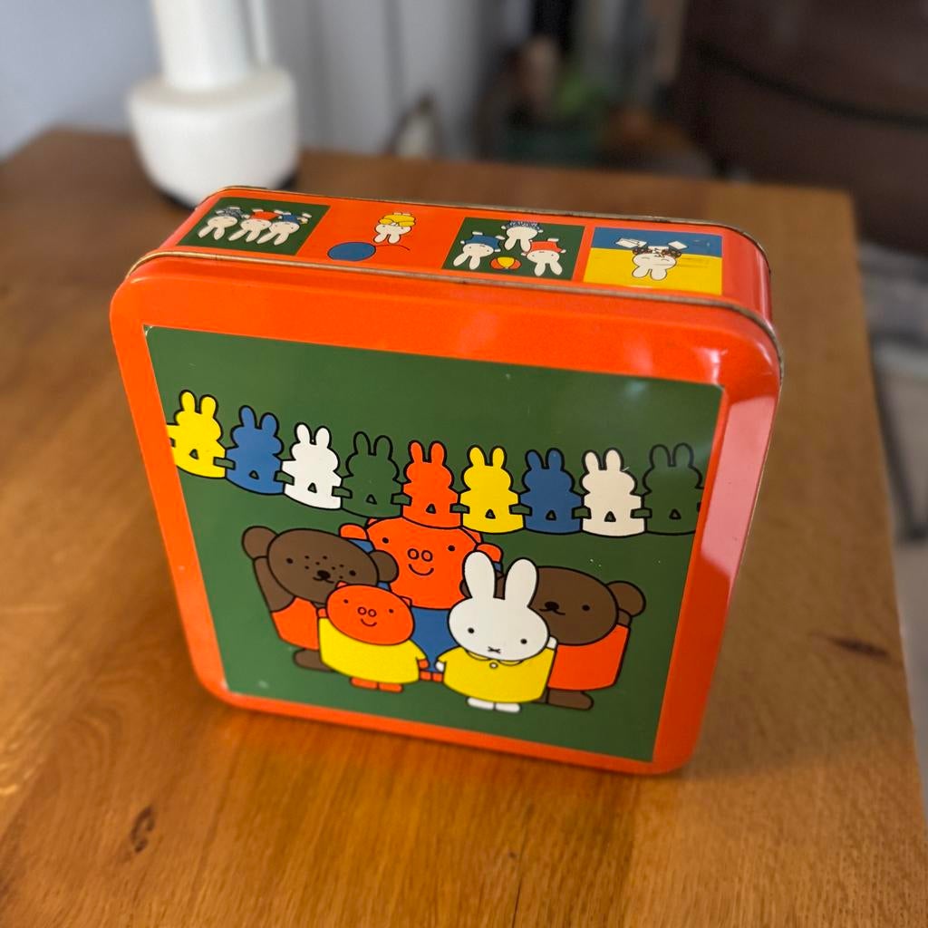 Vintage Nijntje Koekblik - Dick Bruna Illustraties, Ophalen of Verzenden, Gebruikt, Koek(jes), Overige merken