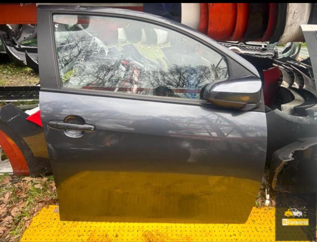 Portier Toyota Aygo Rechts voor deur 1E0 Antraciet, Info@toyota.co.jp, Gebruikt, Deur, Achter