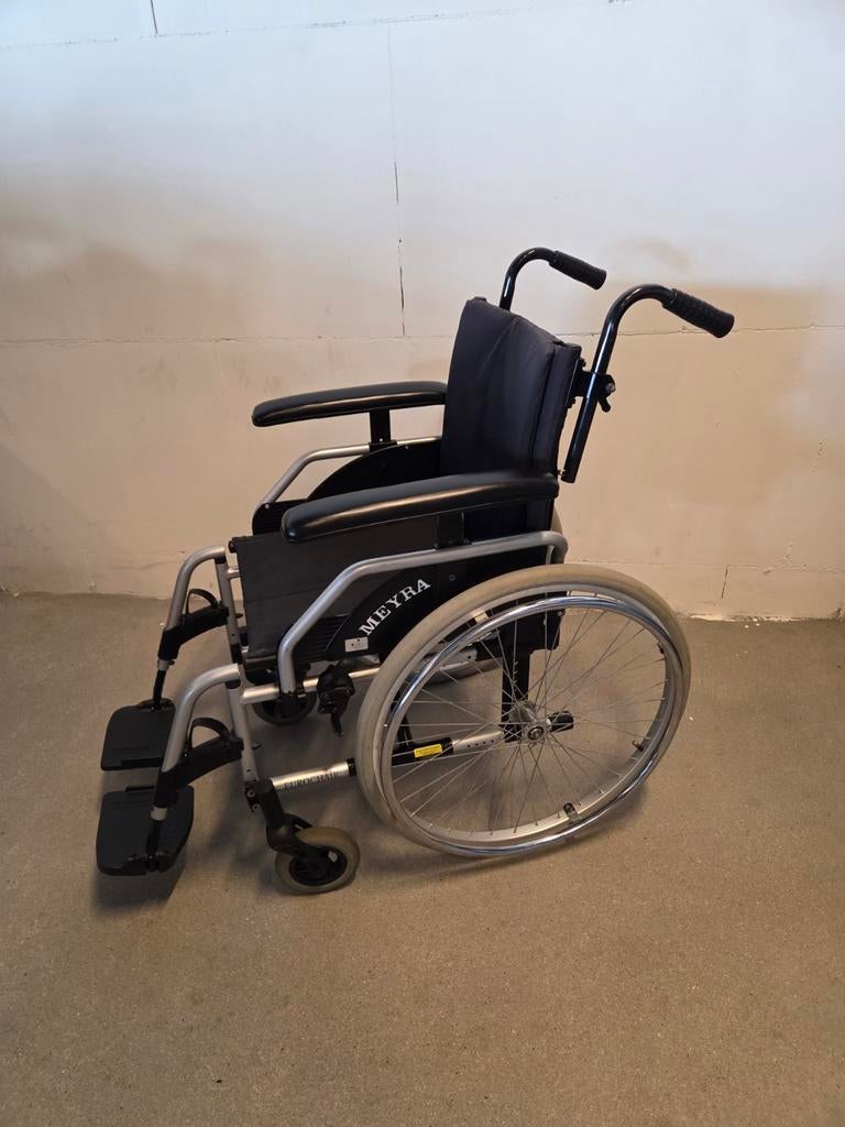 Rolstoel opklapbaar zitbreedte 42 cm., Ophalen, Gebruikt, Duwrolstoel