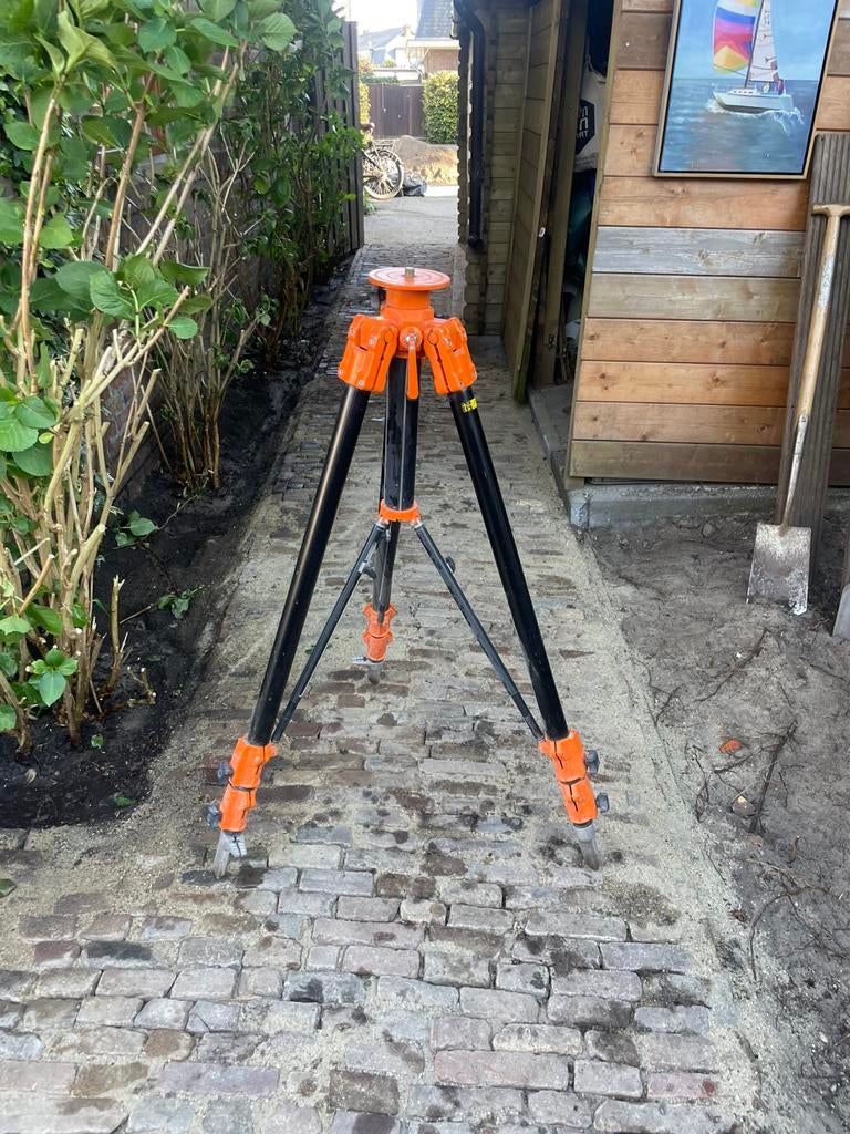 Statief bouwlaser, Ophalen, Zo goed als nieuw