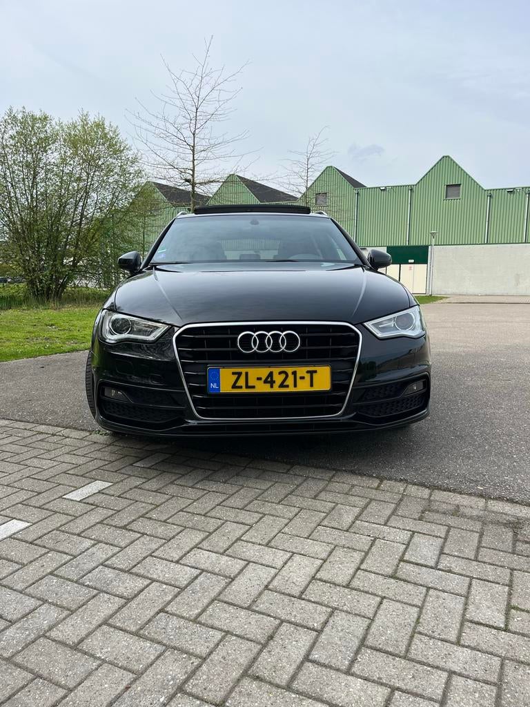 Audi A3 1.4 Tfsi 110KW SB S-tronic 2015 Zwart, Auto's, Audi, Particulier, A3, Benzine, A, Hatchback, Automaat, Geïmporteerd, Zwart