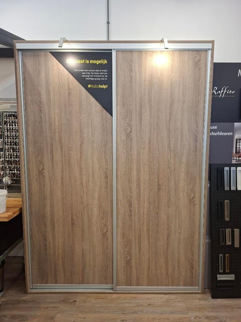 Raffito kledingkast met schuifdeuren showmodel, Huis en Inrichting, Kasten | Kledingkasten, Ophalen, 200 cm of meer, Zo goed als nieuw
