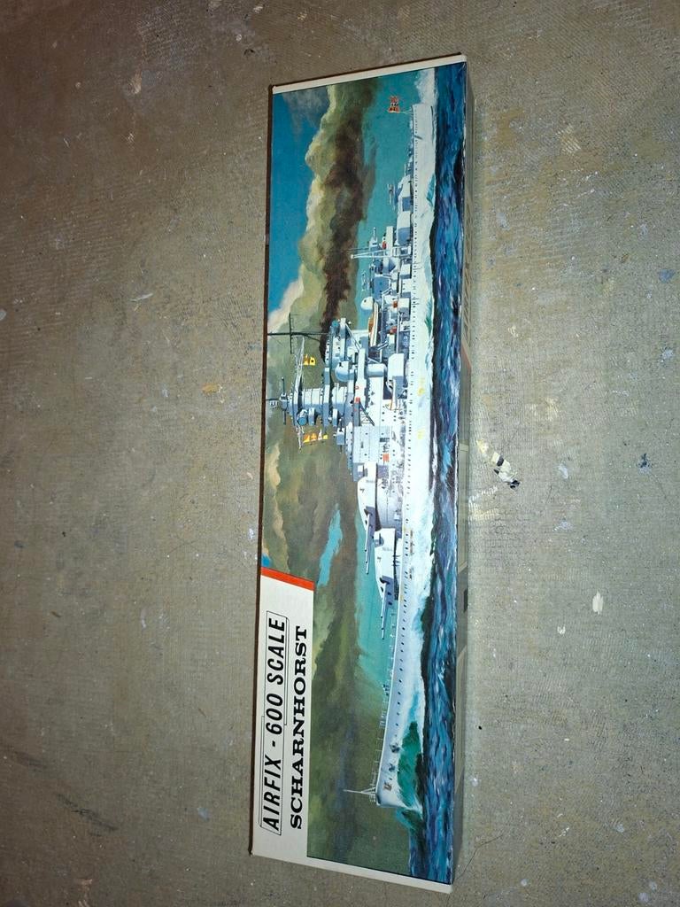 Airfix - 1/600 Scale Scharnhorst modelbouwschip, Verzenden, Nieuw, 1:200 of kleiner, Airfix