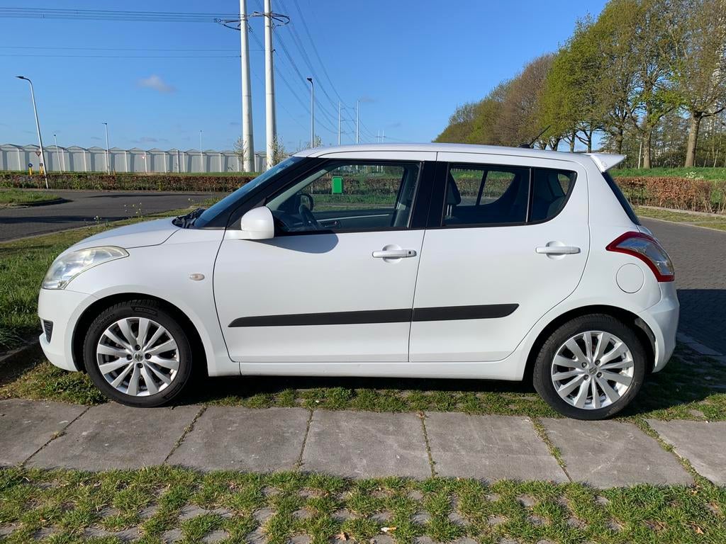 Nette, goed onderhouden Suzuki Swift,Airco,2012/159734km NAP, Voorwielaandrijving, Stof, 4 cilinders, 400 kg