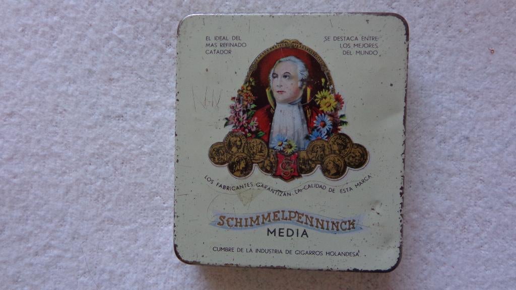 Twee vintage sigarendoosjes, Verzamelen, Ophalen, Gebruikt, Tabaksdoos of Verpakking