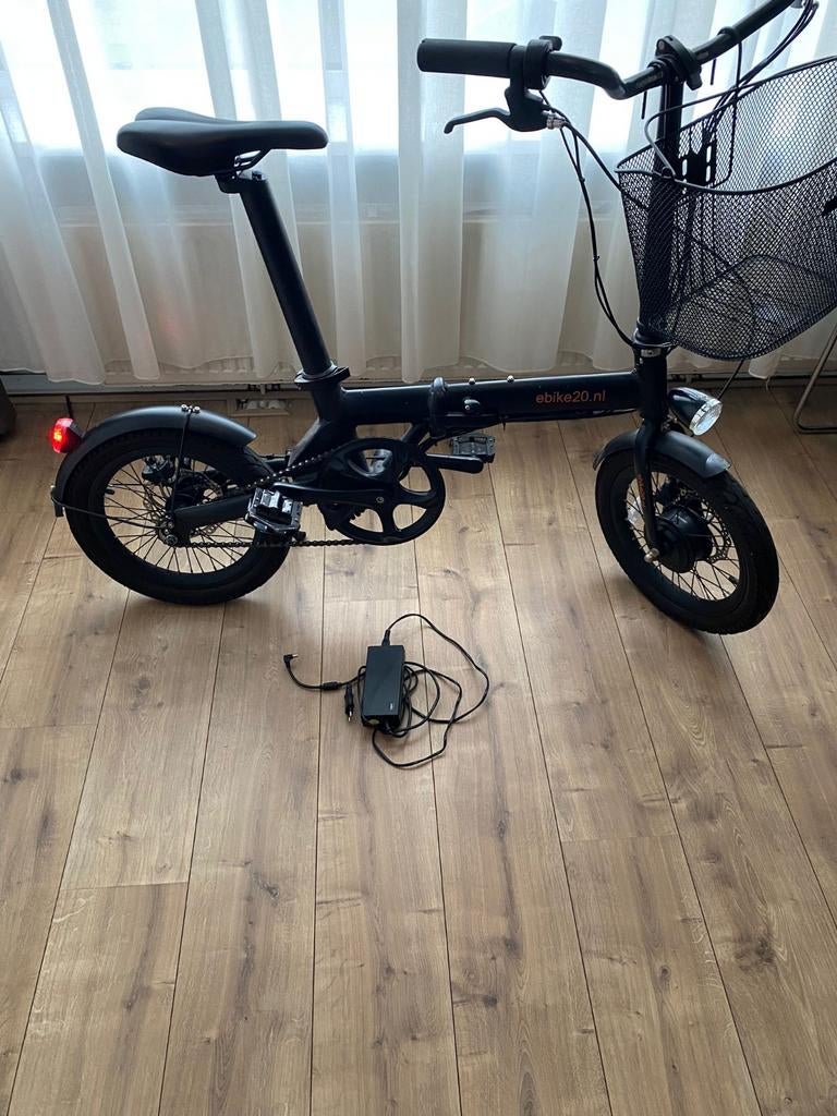 Electrische vouwfiets met gashendel tot 25 kilometer, Fietsen en Brommers, Ophalen of Verzenden