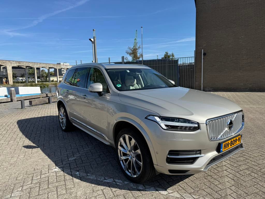 UNIEKE Volvo XC90 2.0 T8 Twin Engine AWD PHEV, 1969 cc, 7 stoelen, Beige, Vierwielaandrijving