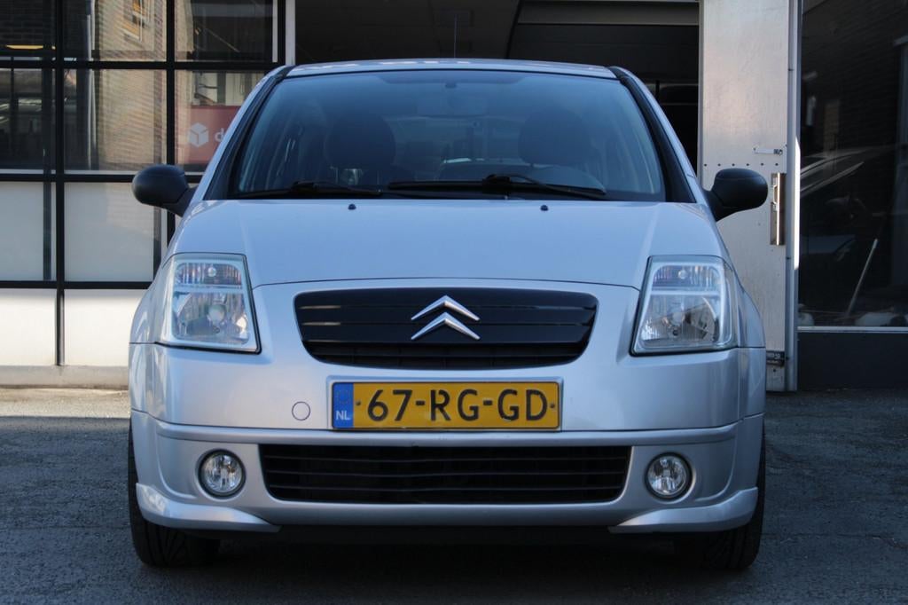 Citroen C2 1.4i VTR | Elec ramen | Cruise control, Auto's, Citroën, Voorwielaandrijving, Zwart, 4 cilinders, 4 stoelen