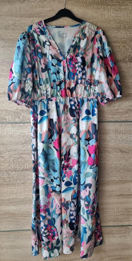 Midi jurk met bijpassend Bolero jasje, Kleding | Dames, Jurken, Maat 38/40 (M), Overige kleuren, Ophalen of Verzenden, Zo goed als nieuw