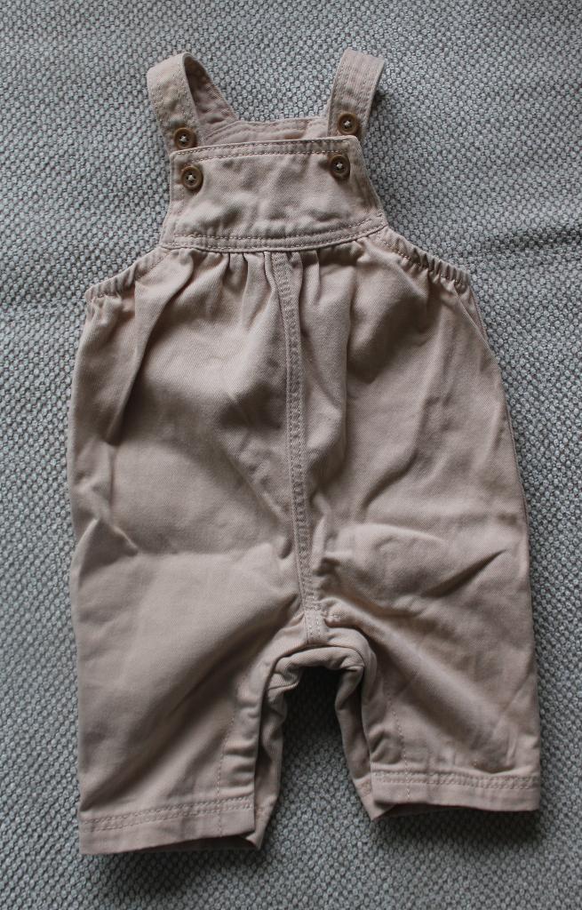 Tuinbroek van Hema 62, Kinderen en Baby's, Babykleding | Maat 62, Broekje, Meisje, Ophalen of Verzenden, Zo goed als nieuw